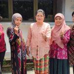 Menyambut Hari Kartini Setiap Tanggal 21 April, Anggota Perempuan Satpol PP Menggunakan Pakaian Kebaya